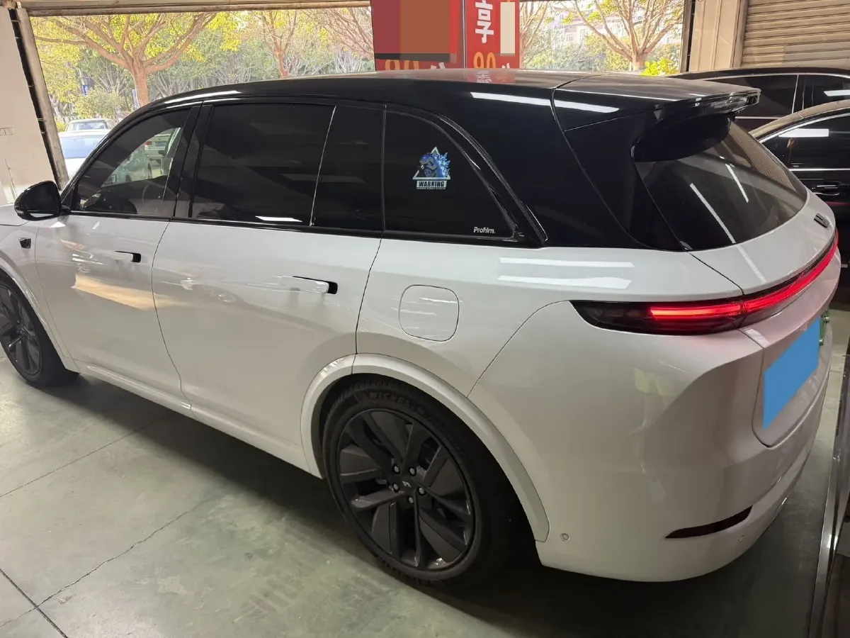 2024 Li L8 Range Extended 154HP REEV 42.8KWH,autocango,china used car exporter,china ev exporter,chinese used car exporter,chinese used ev exporter
