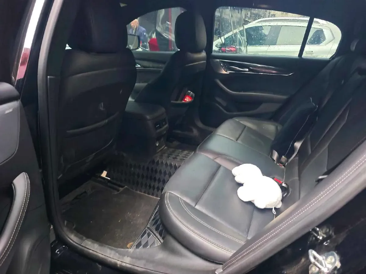 2023 Cadillac CT5 2.0T 237HP L4 10AT,autocango,china used car exporter,china ev exporter,chinese used car exporter,chinese used ev exporter