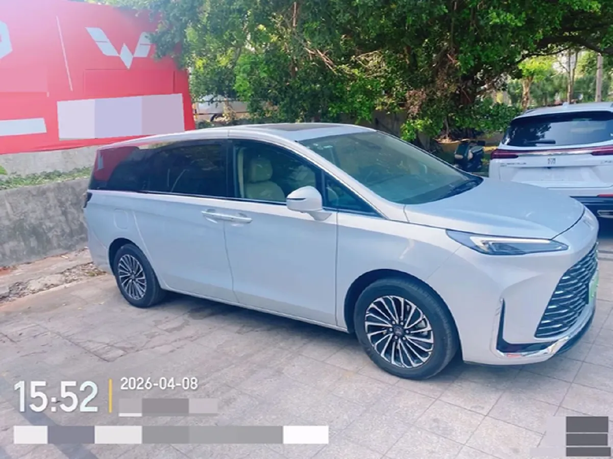 2025 Buick GL8 1.5T 180HP L4 2DHT PHEV,autocango,china used car exporter,china ev exporter,chinese used car exporter,chinese used ev exporter