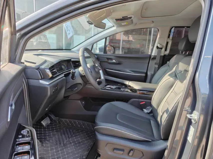 2024 Hyundai Custo 1.5T 170HP L4 8AT,autocango,china used car exporter,china ev exporter,chinese used car exporter,chinese used ev exporter