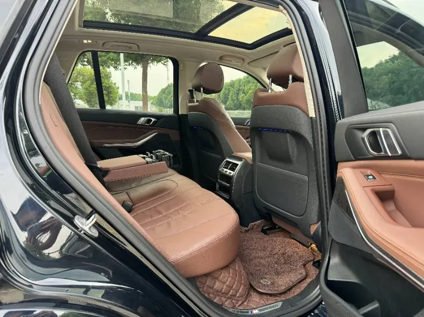 2020 BMW X5 2.0T 265HP L4 8AT,autocango,china used car exporter,china ev exporter,chinese used car exporter,chinese used ev exporter