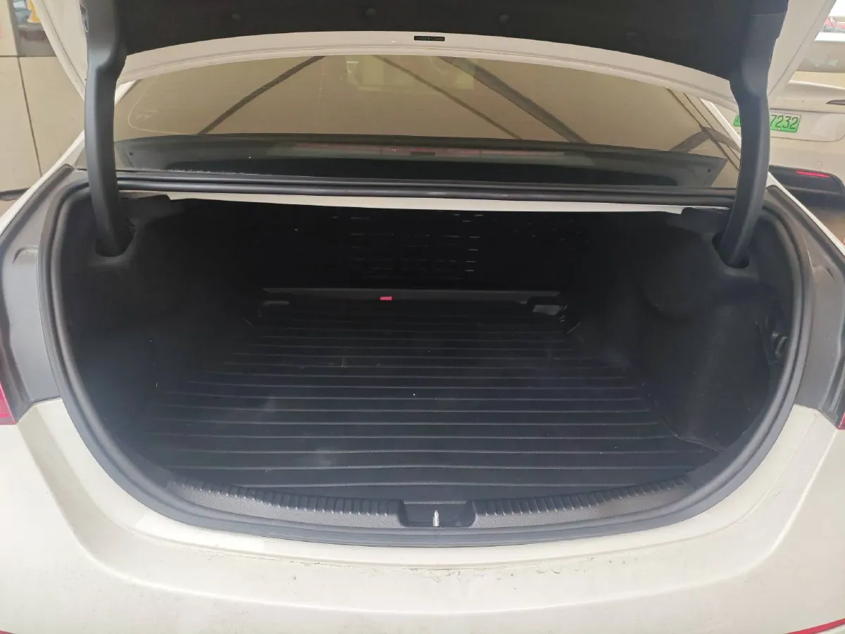 2023 Mercedes-Benz C Class 1.5T 204HP L4 9AT,autocango,china used car exporter,china ev exporter,chinese used car exporter,chinese used ev exporter