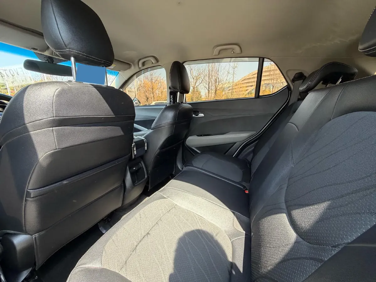 2017 HaiMa S5 Young Edition 1.6L 122HP L4 5MT,autocango,china used car exporter,china ev exporter,chinese used car exporter,chinese used ev exporter