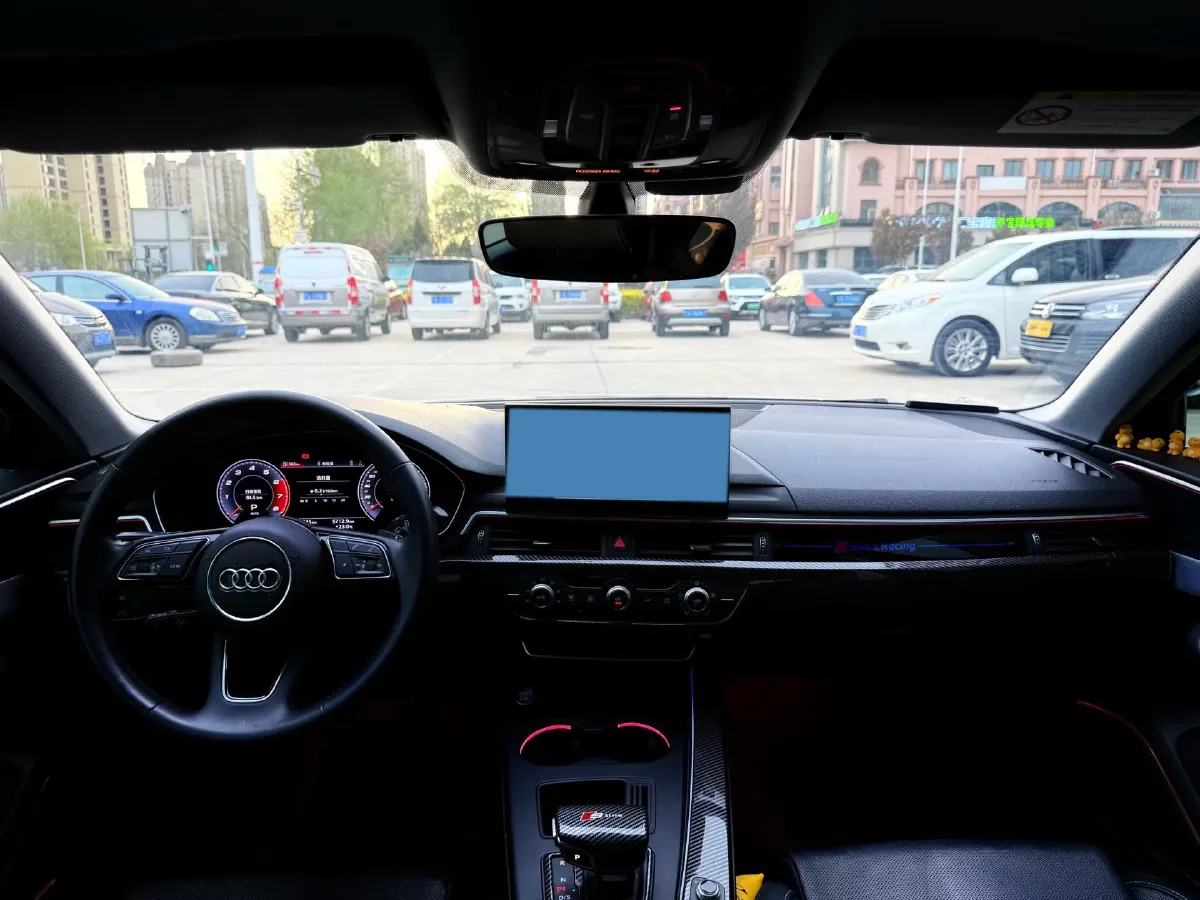 2020 Audi A4L 2.0T 190HP L4 7DCT,autocango,china used car exporter,china ev exporter,chinese used car exporter,chinese used ev exporter