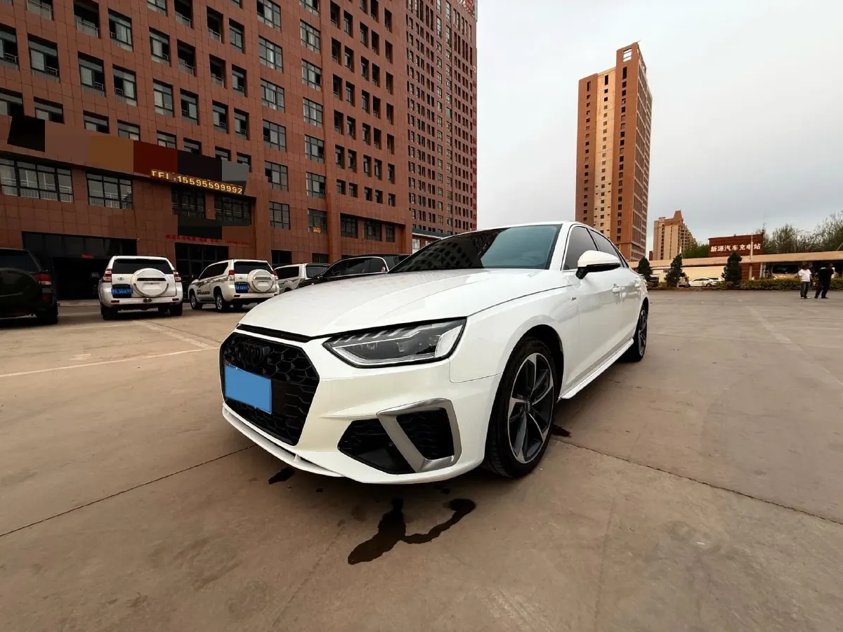 2020 Audi A4L 2.0T 190HP L4 7DCT,autocango,china used car exporter,china ev exporter,chinese used car exporter,chinese used ev exporter