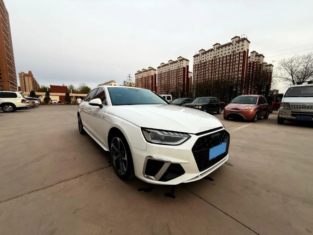 2020 Audi A4L 2.0T 190HP L4 7DCT,autocango,china used car exporter,china ev exporter,chinese used car exporter,chinese used ev exporter