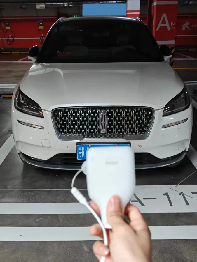 2020 Lincoln Corsair 2.0T 245HP L4 8AT,autocango,china used car exporter,china ev exporter,chinese used car exporter,chinese used ev exporter