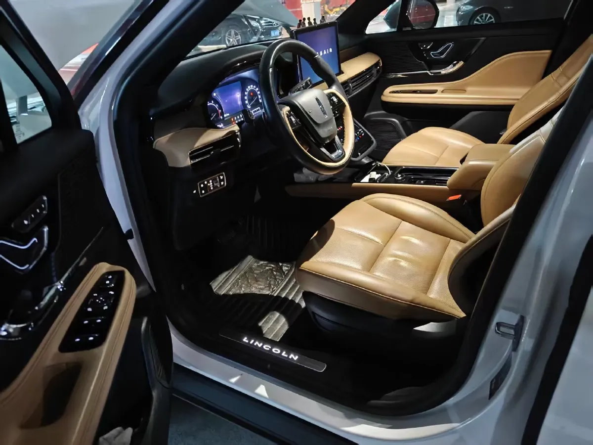 2020 Lincoln Corsair 2.0T 245HP L4 8AT,autocango,china used car exporter,china ev exporter,chinese used car exporter,chinese used ev exporter