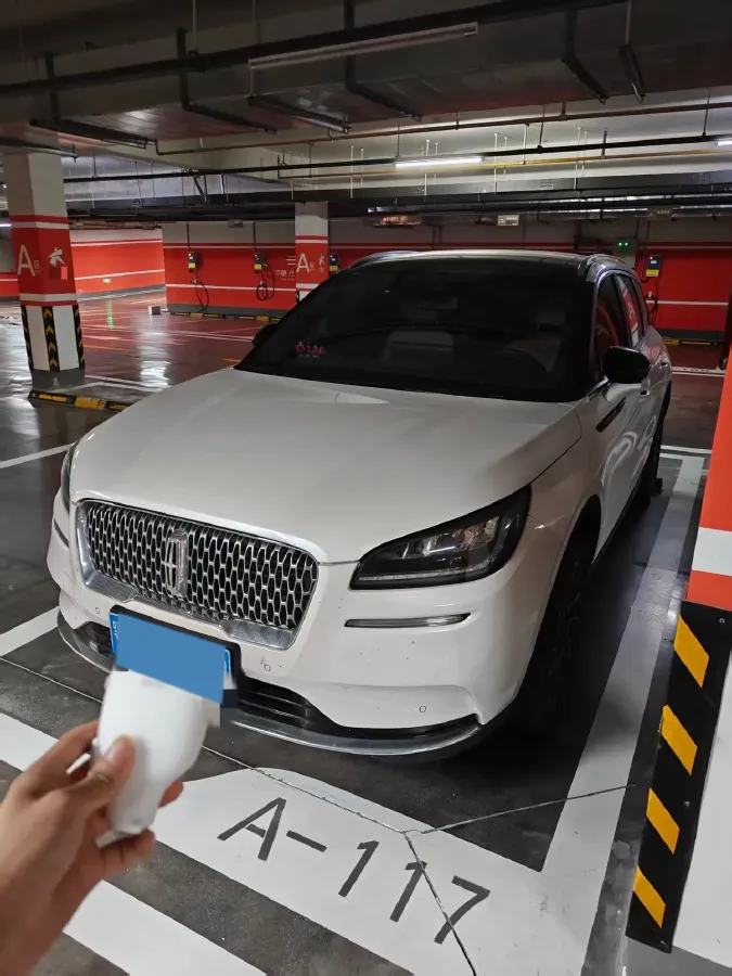 2020 Lincoln Corsair 2.0T 245HP L4 8AT,autocango,china used car exporter,china ev exporter,chinese used car exporter,chinese used ev exporter