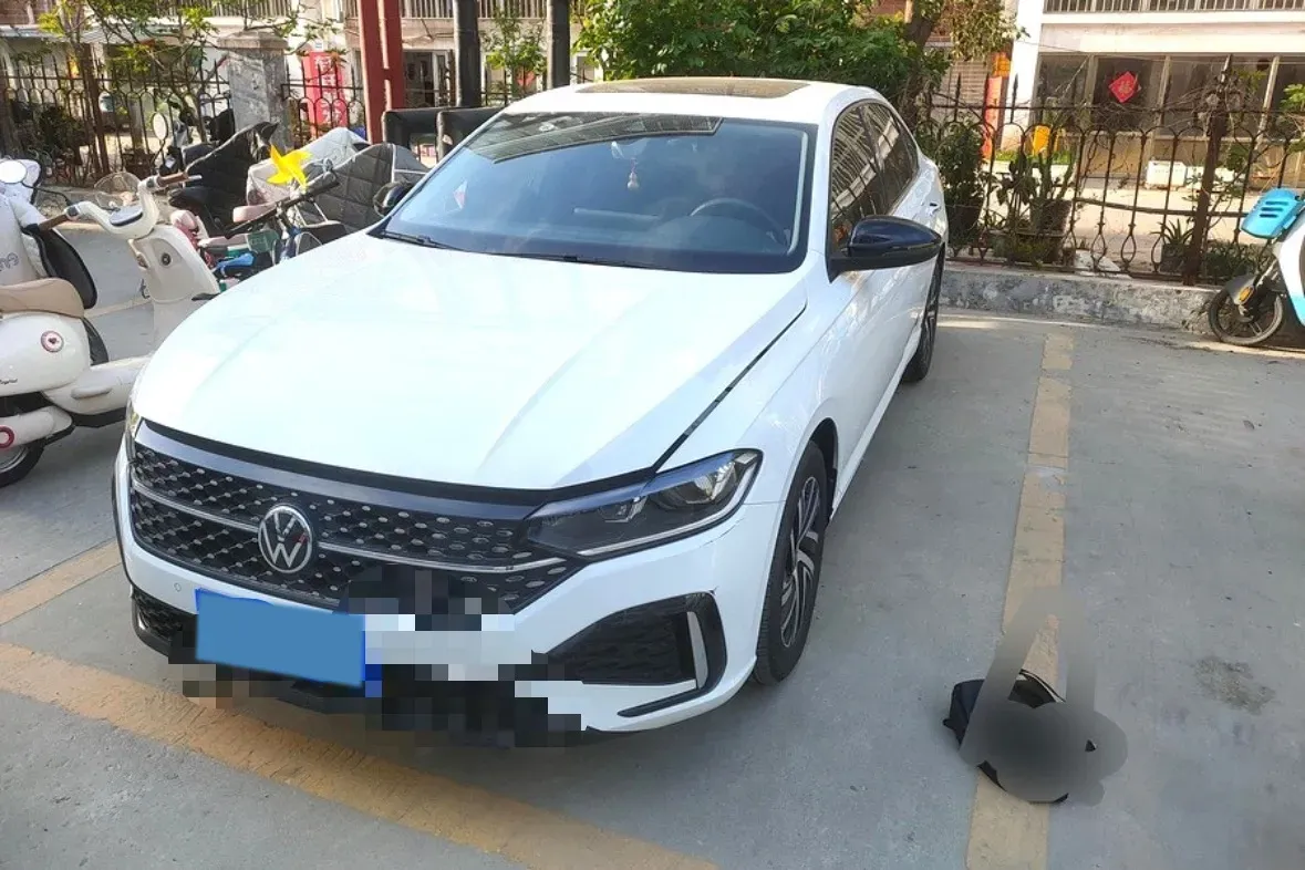2024 Volkswagen Lavida 1.5T 160HP L4 7DCT,autocango,china used car exporter,china ev exporter,chinese used car exporter,chinese used ev exporter
