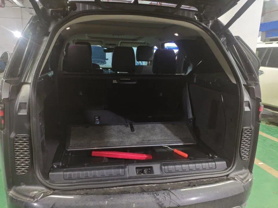 2021 Land Rover Discovery 3.0T 360HP L6 8AT,autocango,china used car exporter,china ev exporter,chinese used car exporter,chinese used ev exporter