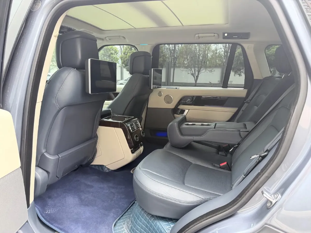 2021 Land Rover Range Rover 3.0T 400HP L6 8AT,autocango,china used car exporter,china ev exporter,chinese used car exporter,chinese used ev exporter