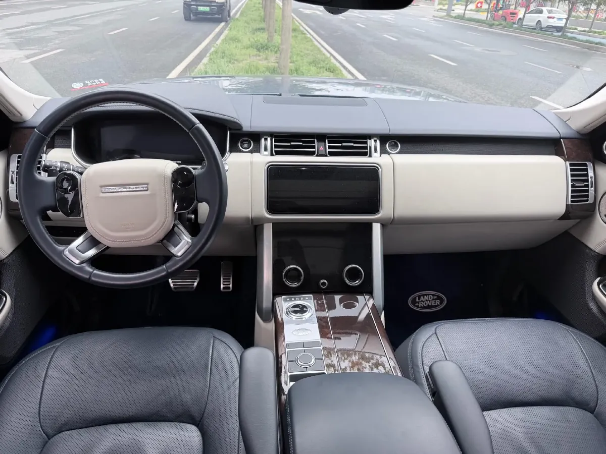 2021 Land Rover Range Rover 3.0T 400HP L6 8AT,autocango,china used car exporter,china ev exporter,chinese used car exporter,chinese used ev exporter