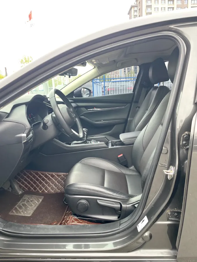 2021 Mazda 3 Axela 2.0L 158HP L4 6AT,autocango,china used car exporter,china ev exporter,chinese used car exporter,chinese used ev exporter