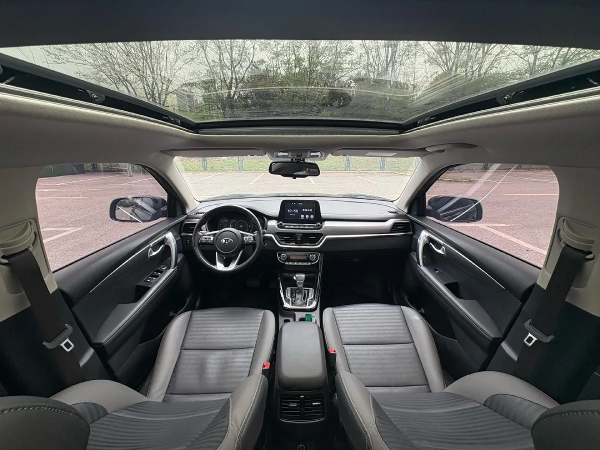 2019 Kia Sportage R 2.0L 160HP L4 6AT,autocango,china used car exporter,china ev exporter,chinese used car exporter,chinese used ev exporter