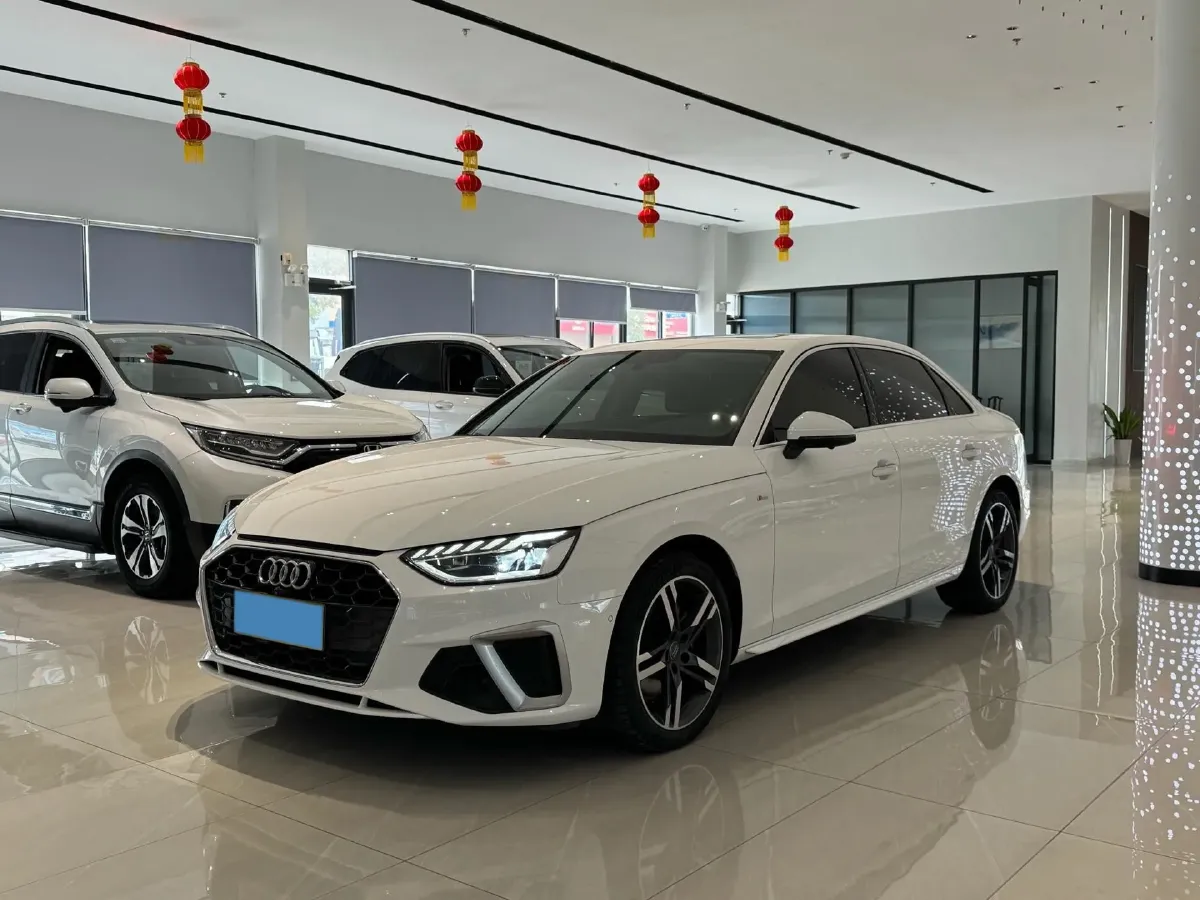 2020 Audi A4L 2.0T 190HP L4 7DCT,autocango,china used car exporter,china ev exporter,chinese used car exporter,chinese used ev exporter