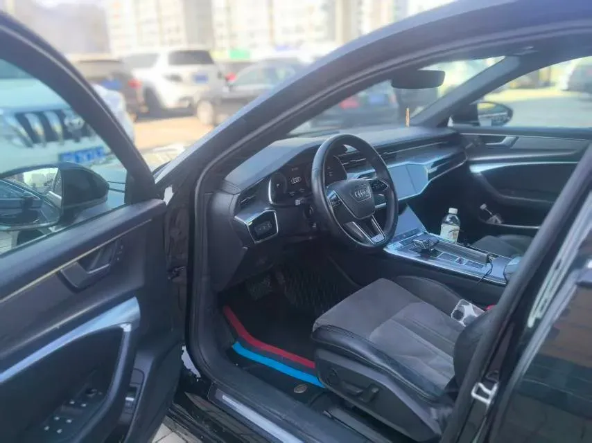 2019 Audi A6L 2.0T 190HP L4 7DCT,autocango,china used car exporter,china ev exporter,chinese used car exporter,chinese used ev exporter
