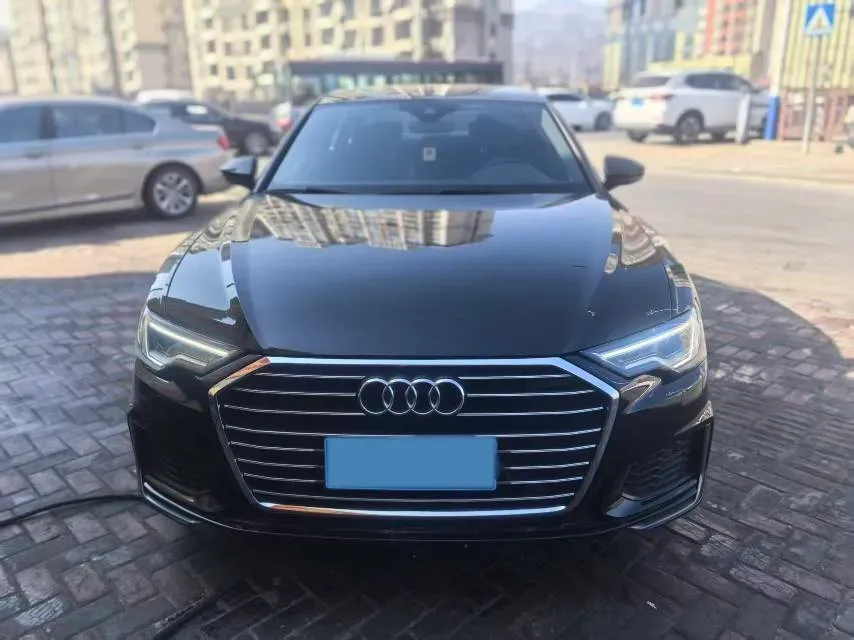 2019 Audi A6L 2.0T 190HP L4 7DCT,autocango,china used car exporter,china ev exporter,chinese used car exporter,chinese used ev exporter