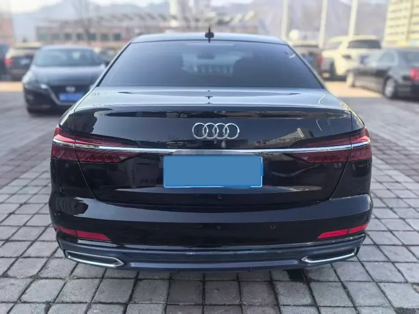 2019 Audi A6L 2.0T 190HP L4 7DCT,autocango,china used car exporter,china ev exporter,chinese used car exporter,chinese used ev exporter
