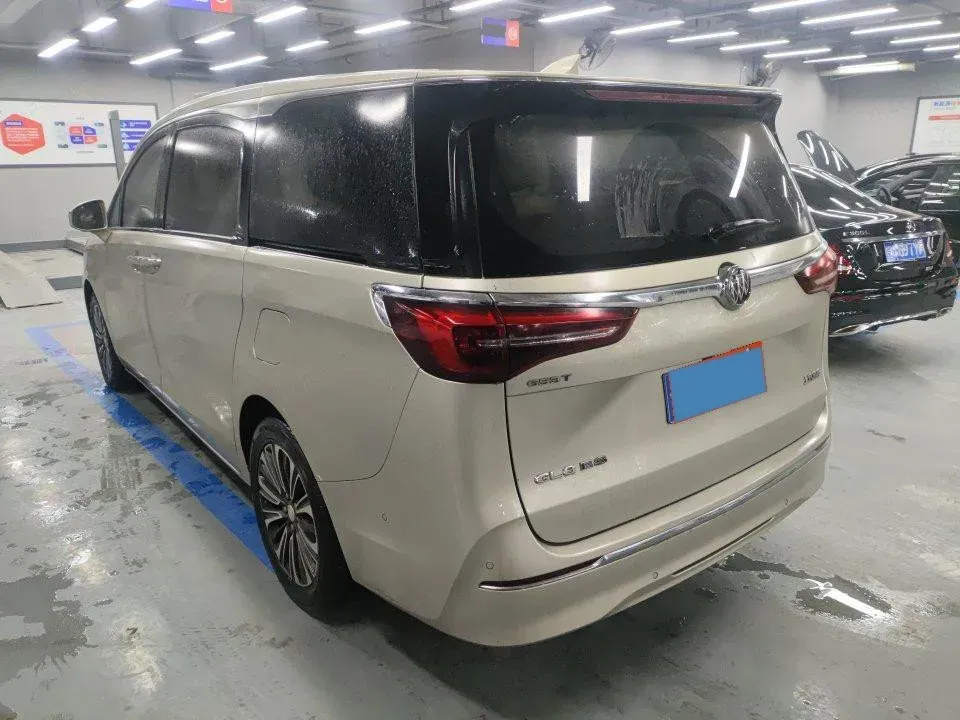 2022 Buick GL8 2.0T 237HP L4 9AT,autocango,china used car exporter,china ev exporter,chinese used car exporter,chinese used ev exporter