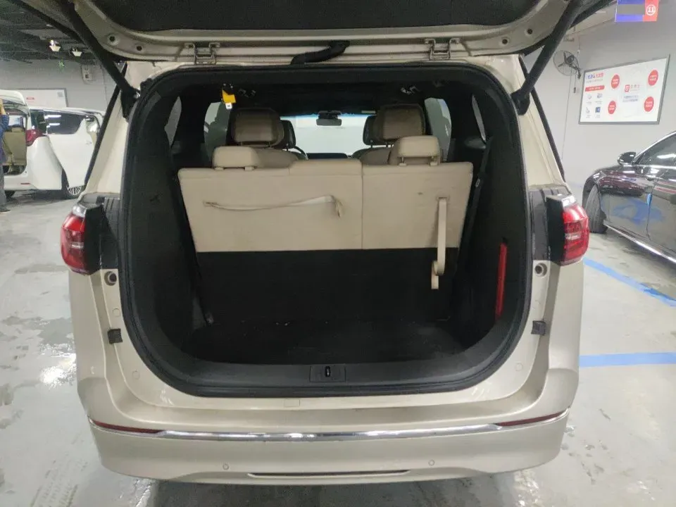 2022 Buick GL8 2.0T 237HP L4 9AT,autocango,china used car exporter,china ev exporter,chinese used car exporter,chinese used ev exporter