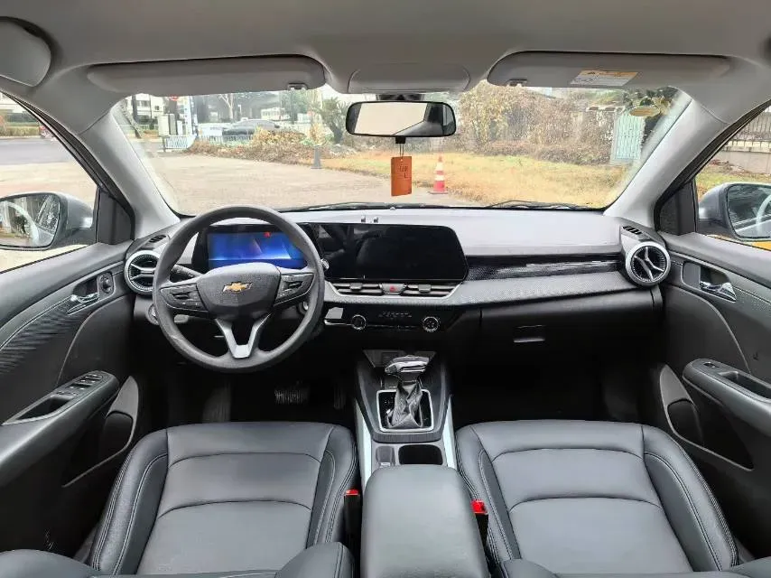 2023 Chevrolet Monza 1.5L 113HP L4 6DCT,autocango,china used car exporter,china ev exporter,chinese used car exporter,chinese used ev exporter