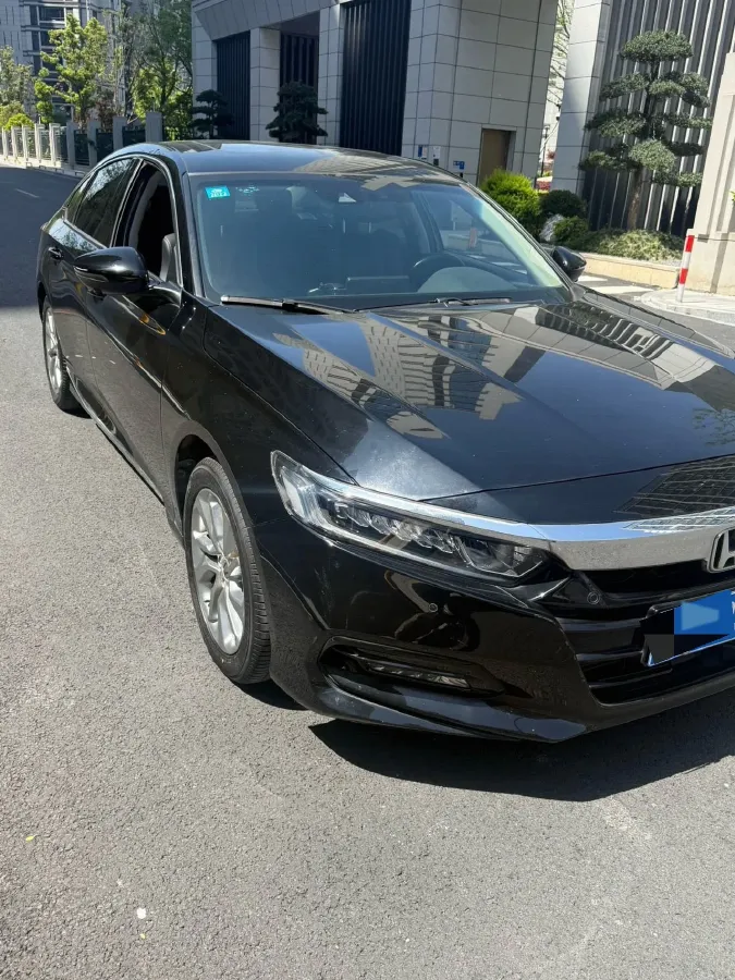 2021 Honda Accord 1.5T 194HP L4 CVT,autocango,china used car exporter,china ev exporter,chinese used car exporter,chinese used ev exporter