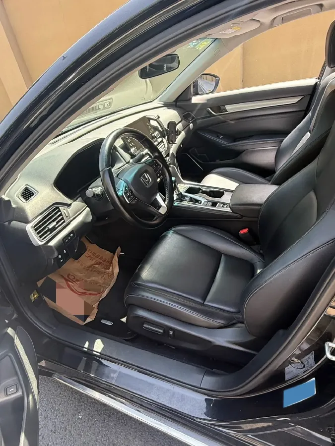 2021 Honda Accord 1.5T 194HP L4 CVT,autocango,china used car exporter,china ev exporter,chinese used car exporter,chinese used ev exporter