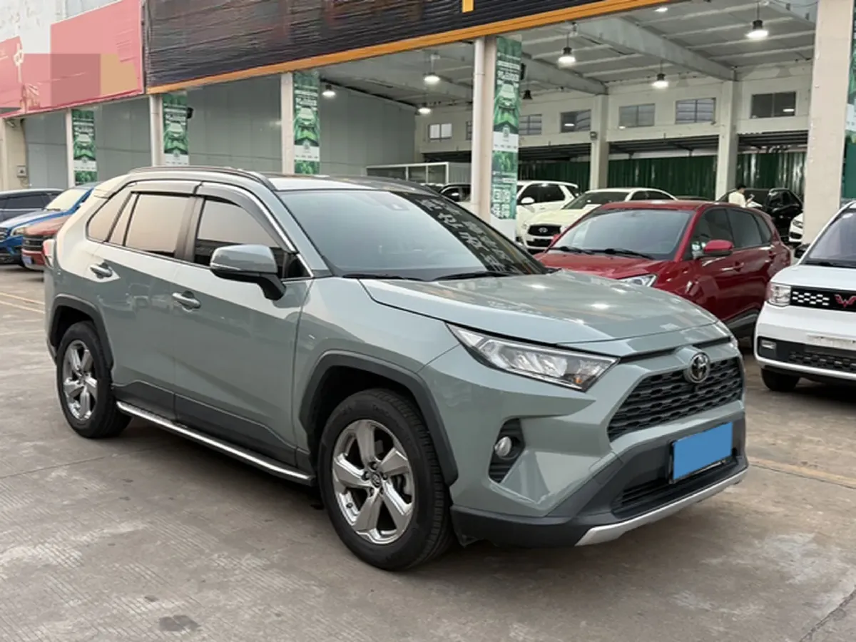 2021 Toyota RAV4 2.0L 171HP L4 CVT,autocango,china used car exporter,china ev exporter,chinese used car exporter,chinese used ev exporter