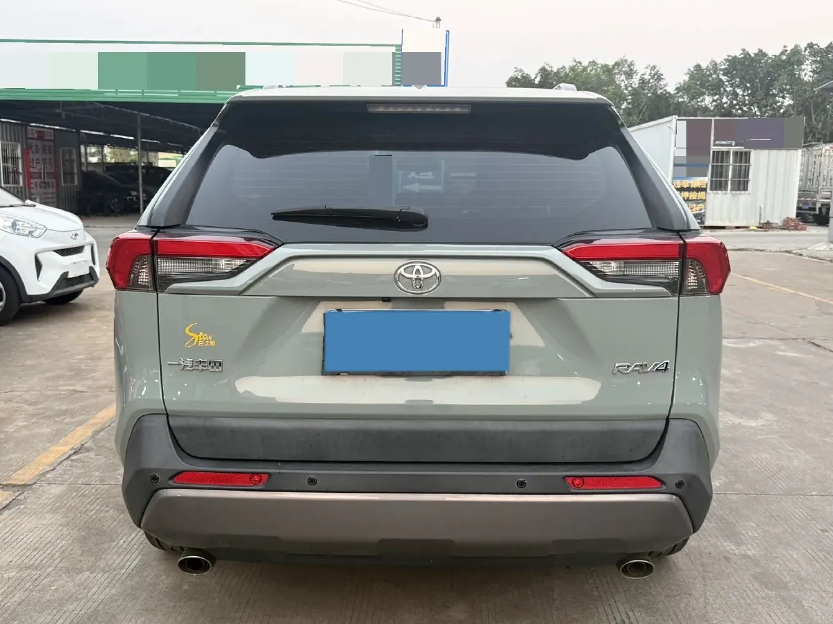 2021 Toyota RAV4 2.0L 171HP L4 CVT,autocango,china used car exporter,china ev exporter,chinese used car exporter,chinese used ev exporter