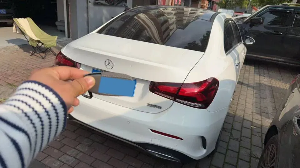 2021 Mercedes-Benz A Class 1.3T 163HP L4 7DCT,autocango,china used car exporter,china ev exporter,chinese used car exporter,chinese used ev exporter