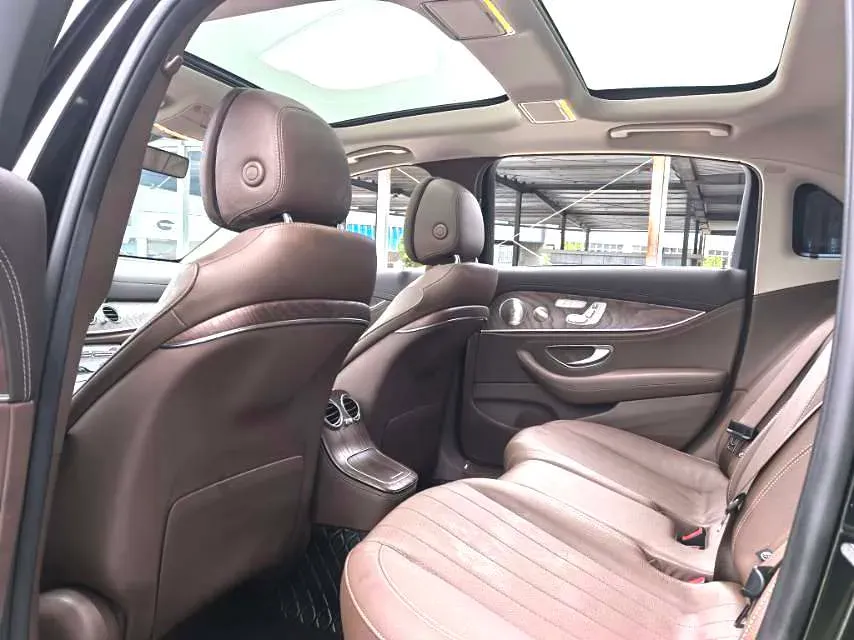 2023 Mercedes-Benz E Class 2.0T 258HP L4 9AT,autocango,china used car exporter,china ev exporter,chinese used car exporter,chinese used ev exporter