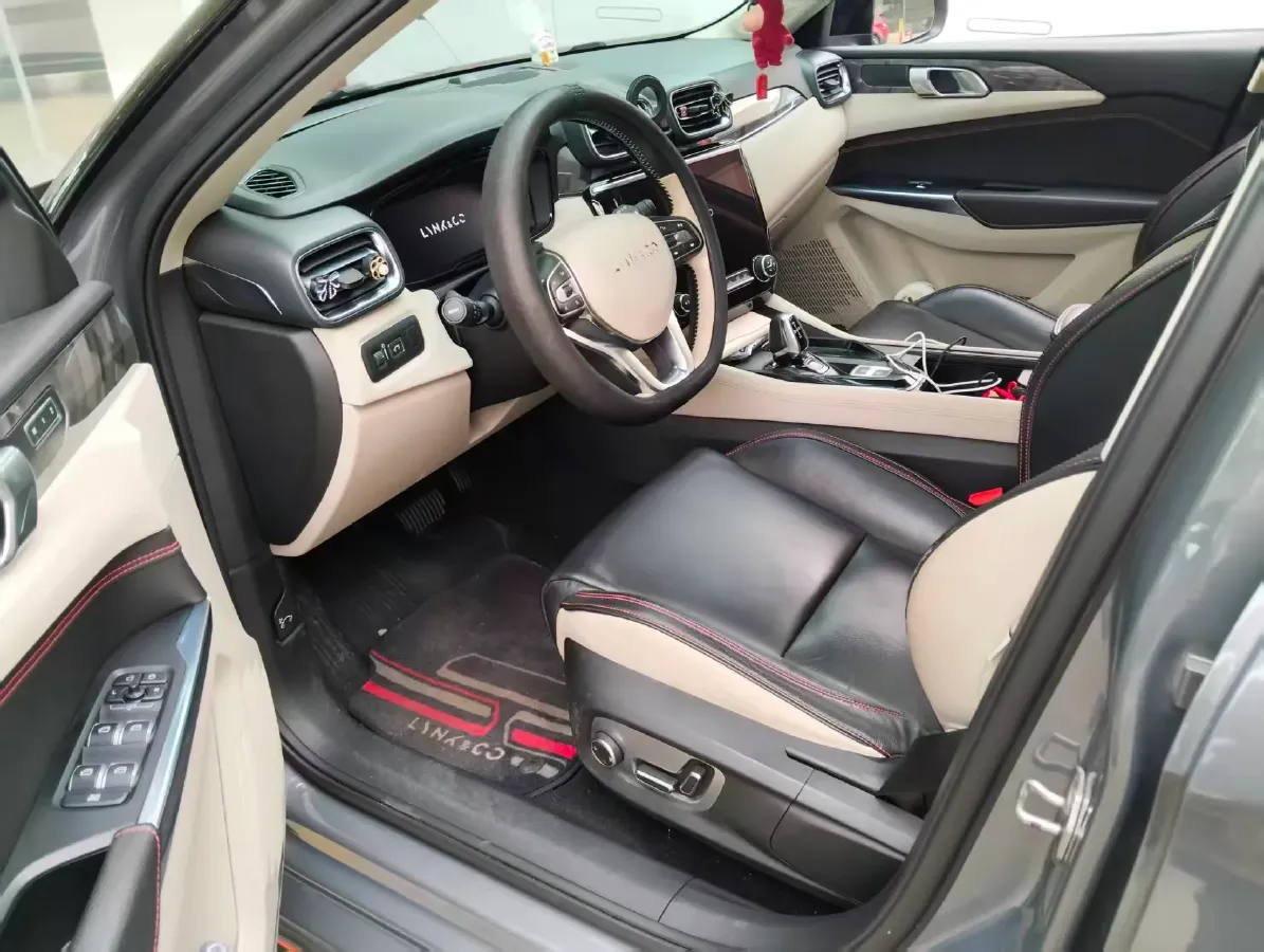 2018 Toyota C-HR 2.0L 171HP L4 CVT,autocango,china used car exporter,china ev exporter,chinese used car exporter,chinese used ev exporter