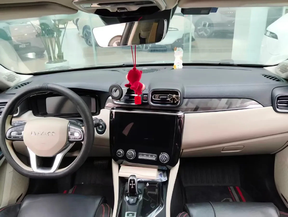 2018 Toyota C-HR 2.0L 171HP L4 CVT,autocango,china used car exporter,china ev exporter,chinese used car exporter,chinese used ev exporter