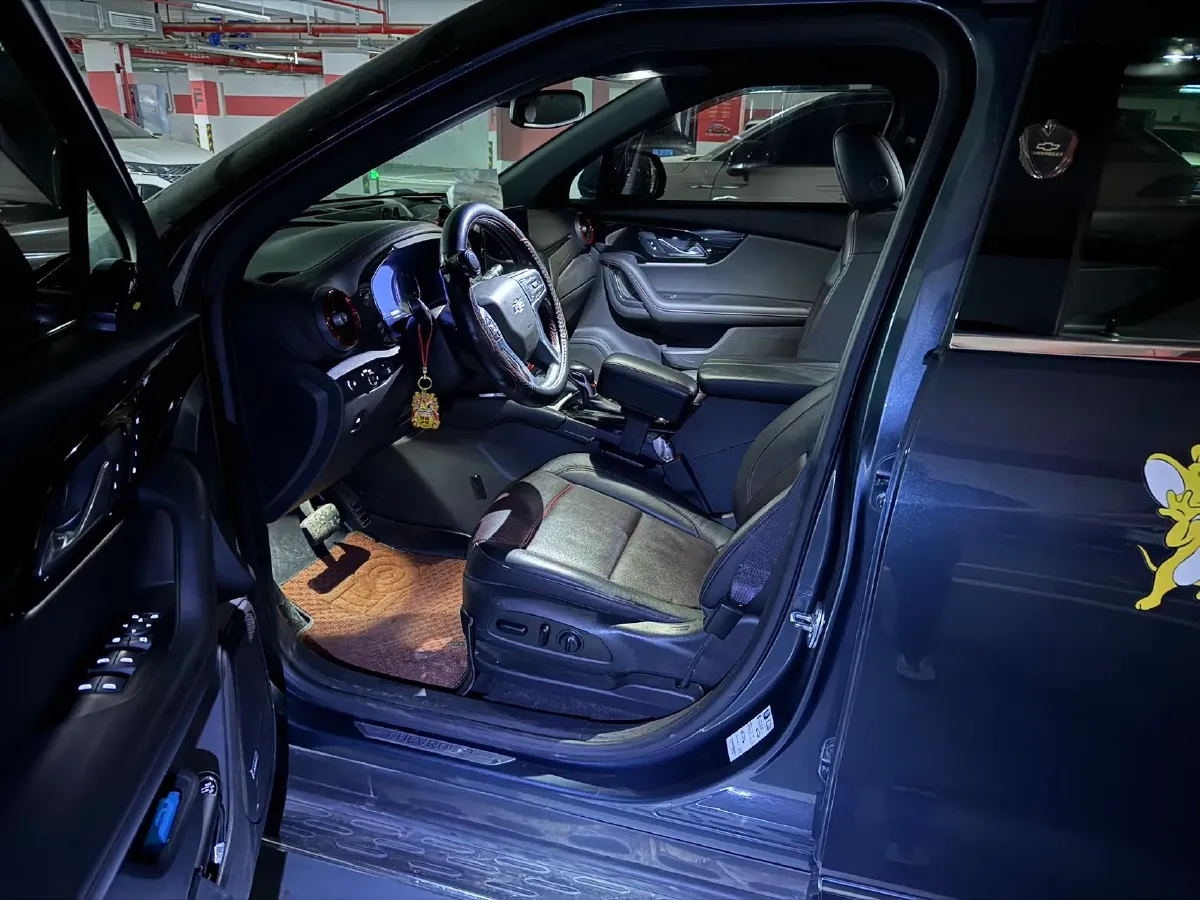 2020 Chevrolet Blazer 2.0T 237HP L4 9AT,autocango,china used car exporter,china ev exporter,chinese used car exporter,chinese used ev exporter