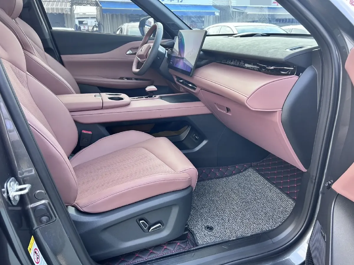 2025 ChangAn UNI-Z 1.5T 188HP L4 7DCT,autocango,china used car exporter,china ev exporter,chinese used car exporter,chinese used ev exporter