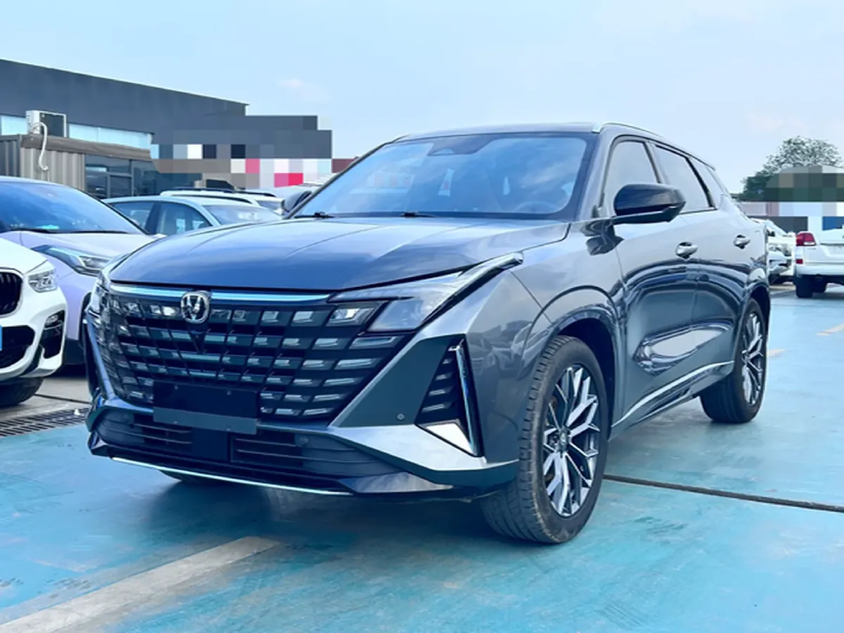 2025 ChangAn UNI-Z 1.5T 188HP L4 7DCT,autocango,china used car exporter,china ev exporter,chinese used car exporter,chinese used ev exporter