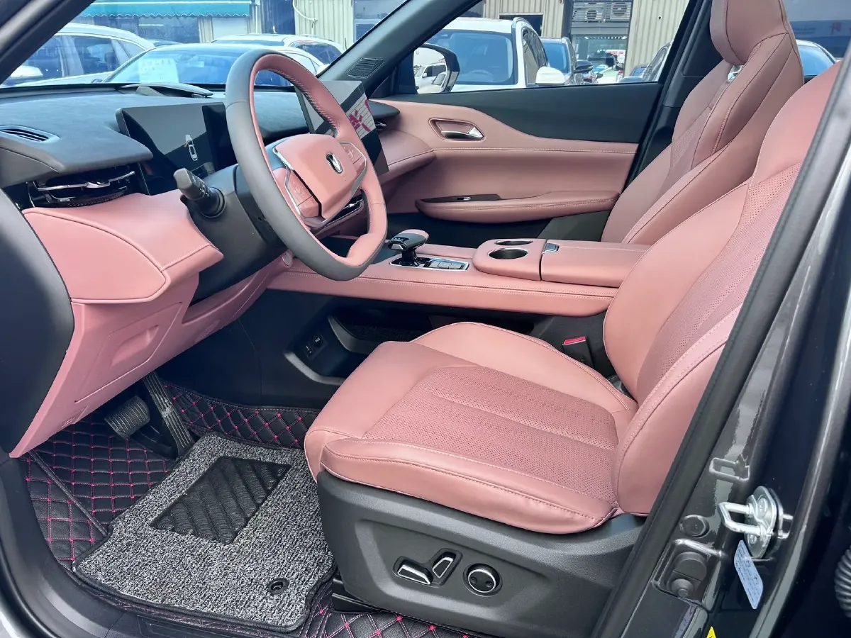 2025 ChangAn UNI-Z 1.5T 188HP L4 7DCT,autocango,china used car exporter,china ev exporter,chinese used car exporter,chinese used ev exporter