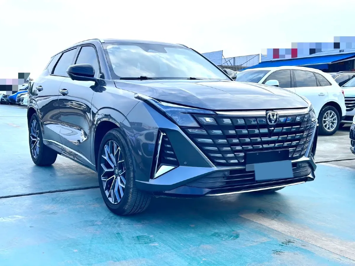 2025 ChangAn UNI-Z 1.5T 188HP L4 7DCT,autocango,china used car exporter,china ev exporter,chinese used car exporter,chinese used ev exporter