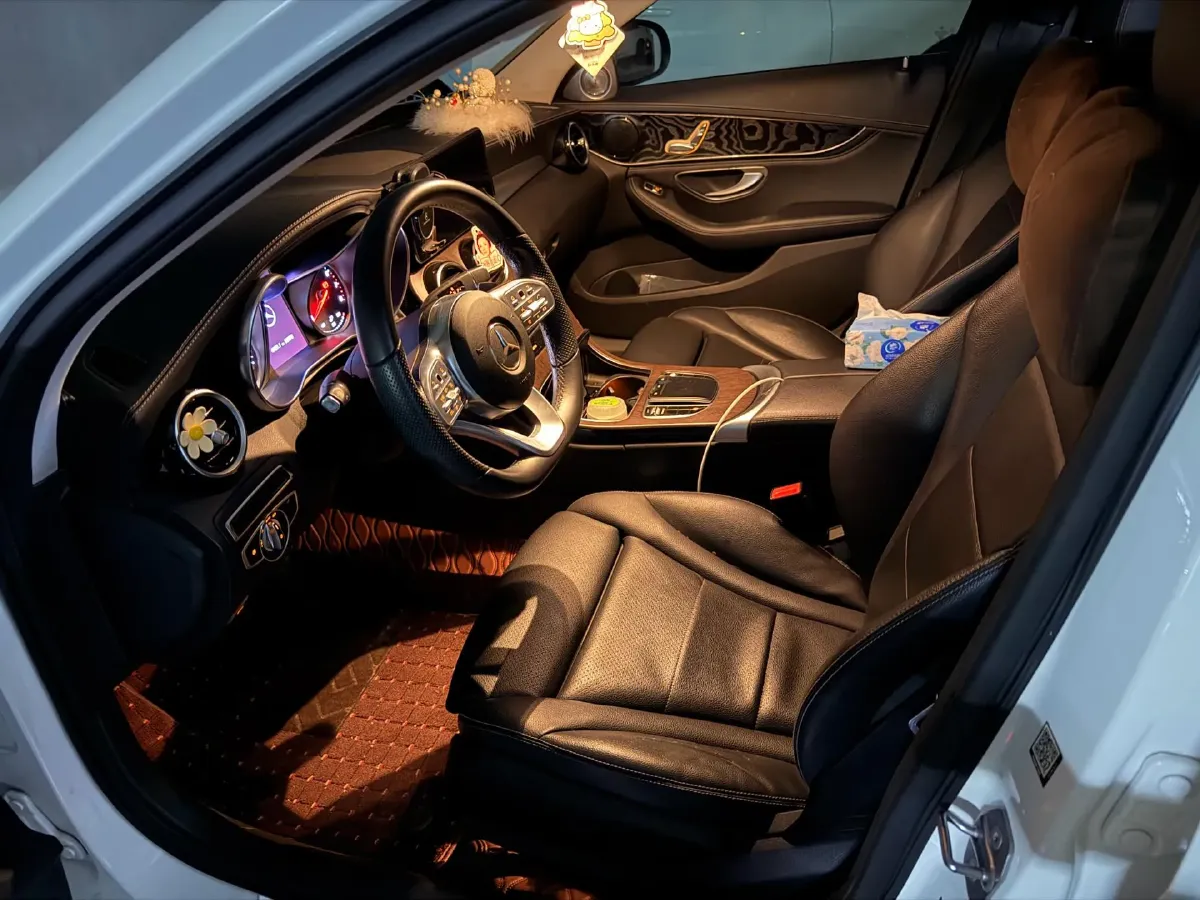 2020 Mercedes-Benz C Class 1.5T 156HP L4 9AT,autocango,china used car exporter,china ev exporter,chinese used car exporter,chinese used ev exporter