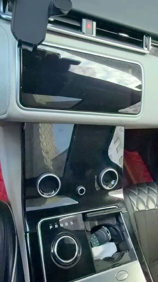 2018 Land Rover Range Rover Velar 3.0T 380HP V6 8AT,autocango,china used car exporter,china ev exporter,chinese used car exporter,chinese used ev exporter