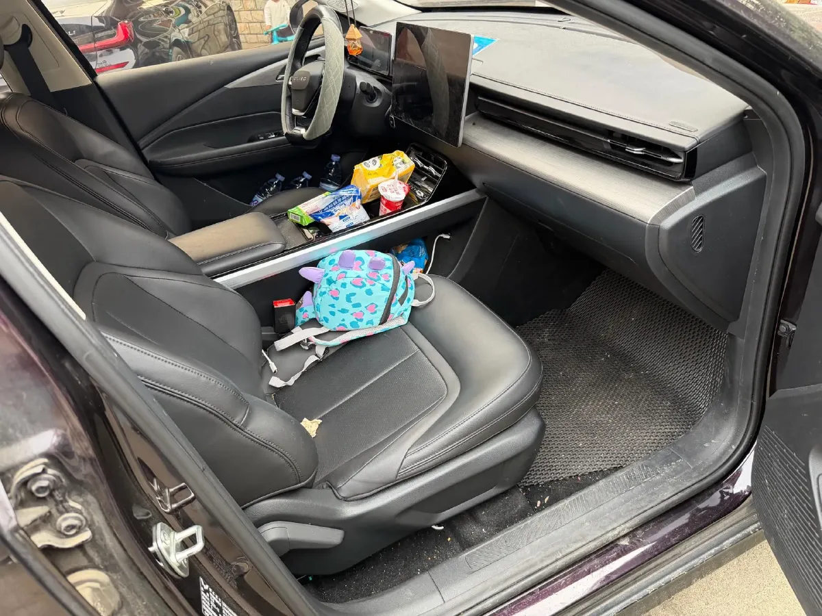 2023 WuLing XingGuang 1.5L 106HP L4 E-CVT PHEV 20.5KWH,autocango,china used car exporter,china ev exporter,chinese used car exporter,chinese used ev exporter