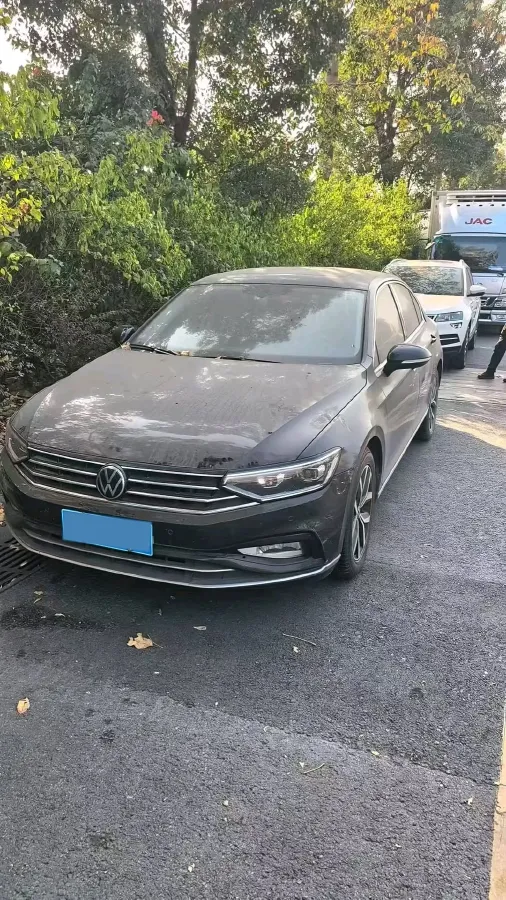 2020 Volkswagen Magotan 2.0T 186HP L4 7DCT,autocango,china used car exporter,china ev exporter,chinese used car exporter,chinese used ev exporter