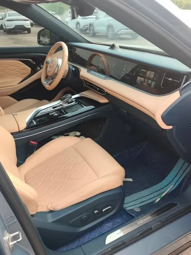 2022 Voyah FREE BEV 88KWH,autocango,china used car exporter,china ev exporter,chinese used car exporter,chinese used ev exporter