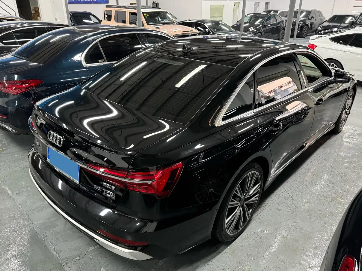 2021 Audi A6L 3.0T 340HP V6 7DCT,autocango,china used car exporter,china ev exporter,chinese used car exporter,chinese used ev exporter