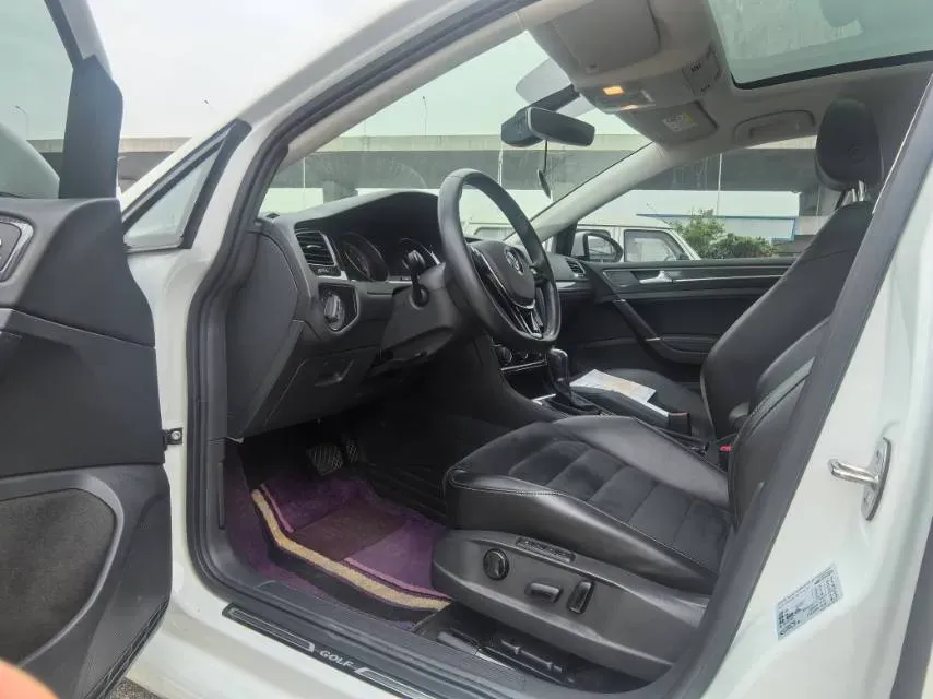 2018 Volkswagen Golf 1.4T 131HP L4 7DCT,autocango,china used car exporter,china ev exporter,chinese used car exporter,chinese used ev exporter