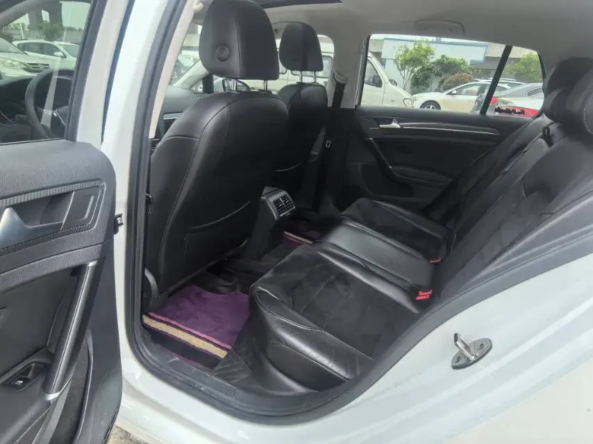 2018 Volkswagen Golf 1.4T 131HP L4 7DCT,autocango,china used car exporter,china ev exporter,chinese used car exporter,chinese used ev exporter