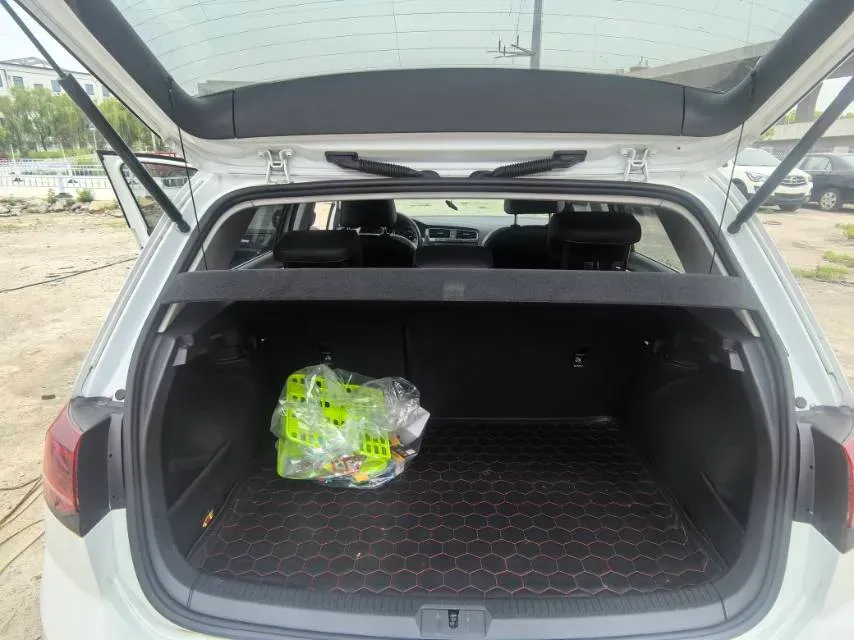 2018 Volkswagen Golf 1.4T 131HP L4 7DCT,autocango,china used car exporter,china ev exporter,chinese used car exporter,chinese used ev exporter