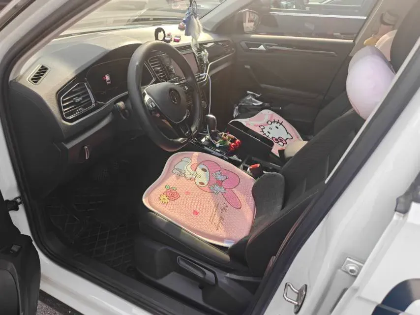 2019 Volkswagen T-Roc 1.4T 150HP L4 7DCT,autocango,china used car exporter,china ev exporter,chinese used car exporter,chinese used ev exporter