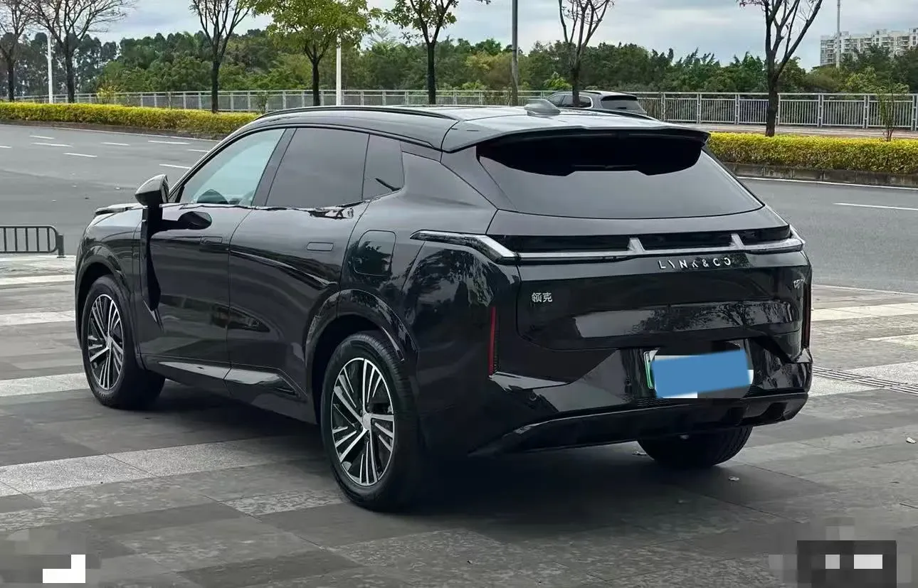 2025 LYNK&CO 08 EM-P 1.5T 163HP L4 3DHT PHEV 21.2KWH,autocango,china used car exporter,china ev exporter,chinese used car exporter,chinese used ev exporter
